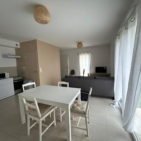 Appartement Avec Jardin Chateauneuf-de-Galaure Esterno foto