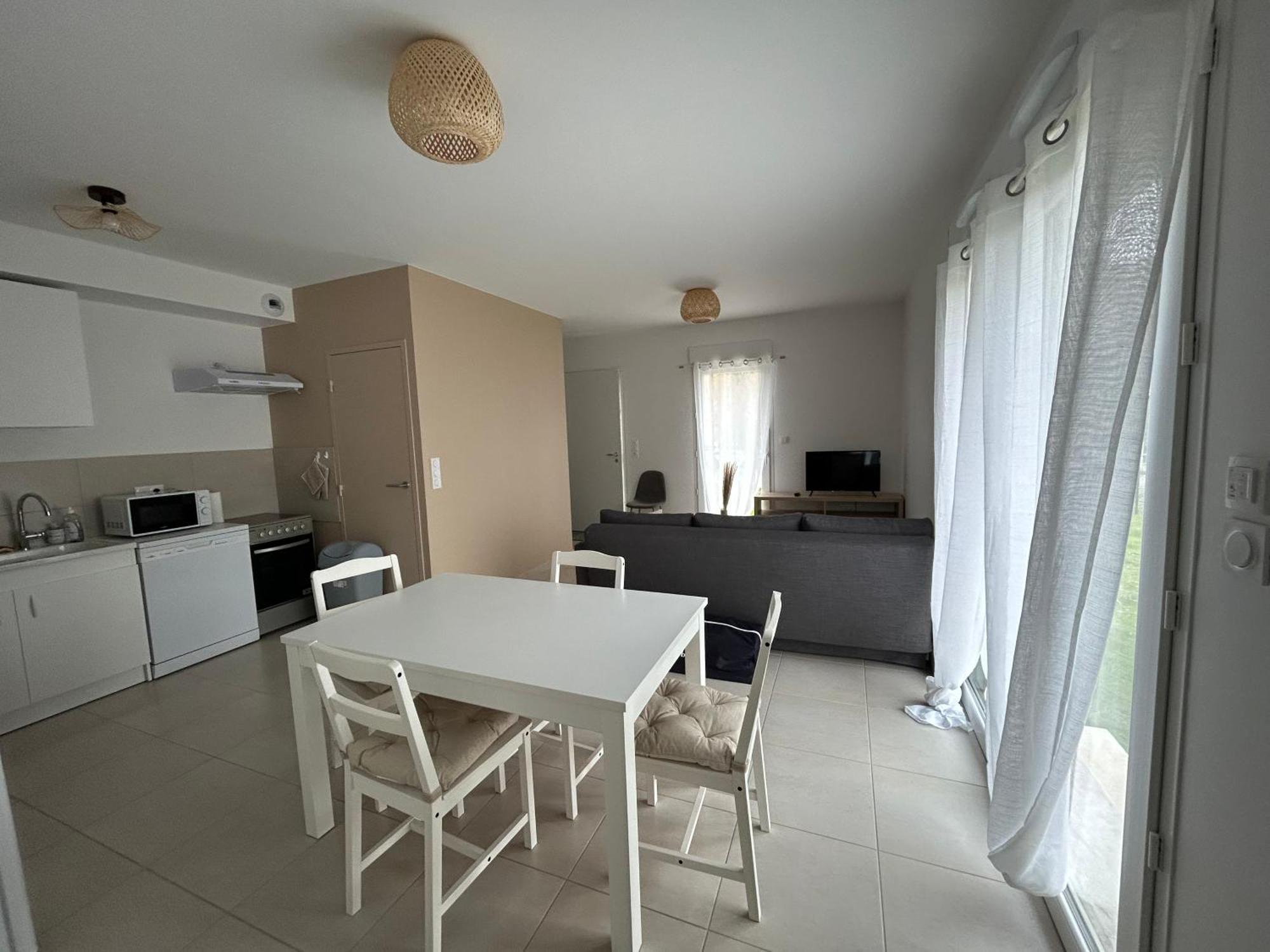 Appartement Avec Jardin Chateauneuf-de-Galaure Esterno foto